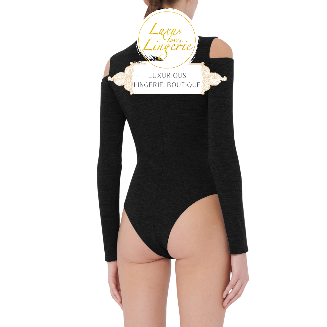 THE BARESHOULDER BODY