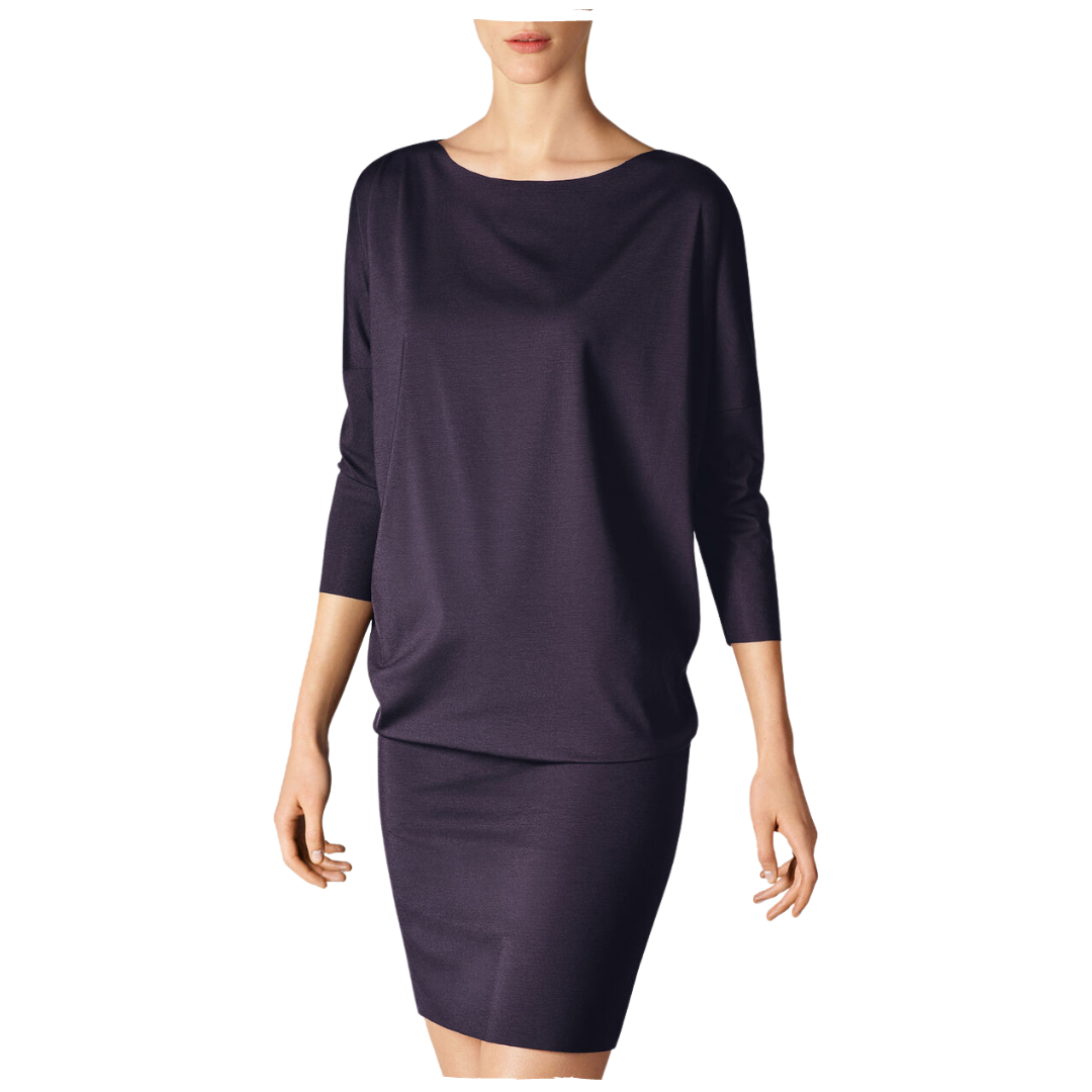 PURE PLUS DRESS AUSSCHNITT